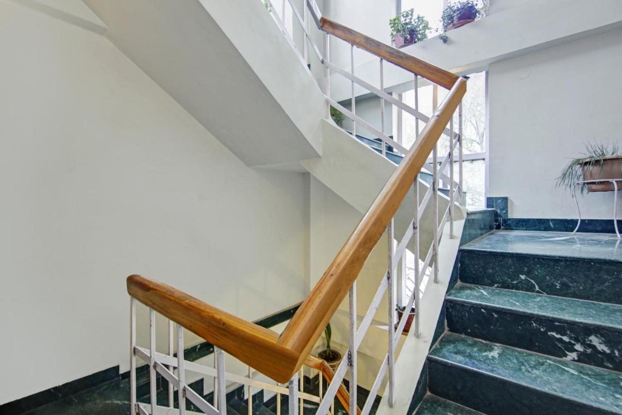 Itsy Hotels Crystal Palace With Valley View Shimla Zewnętrze zdjęcie