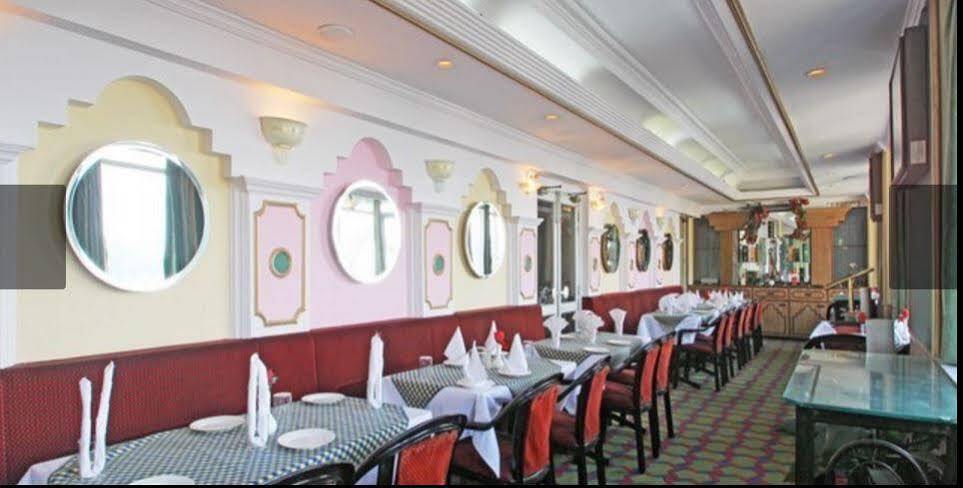 Itsy Hotels Crystal Palace With Valley View Shimla Zewnętrze zdjęcie